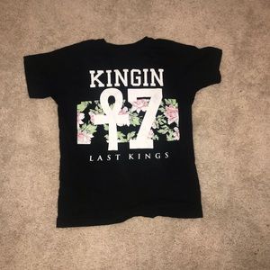 Kingin’ short sleeve shirt